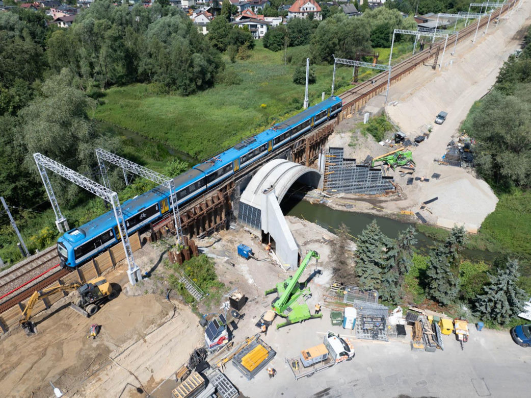 Kobiór – przebudowa mostu kolejowego nad rzeką Korzeniec