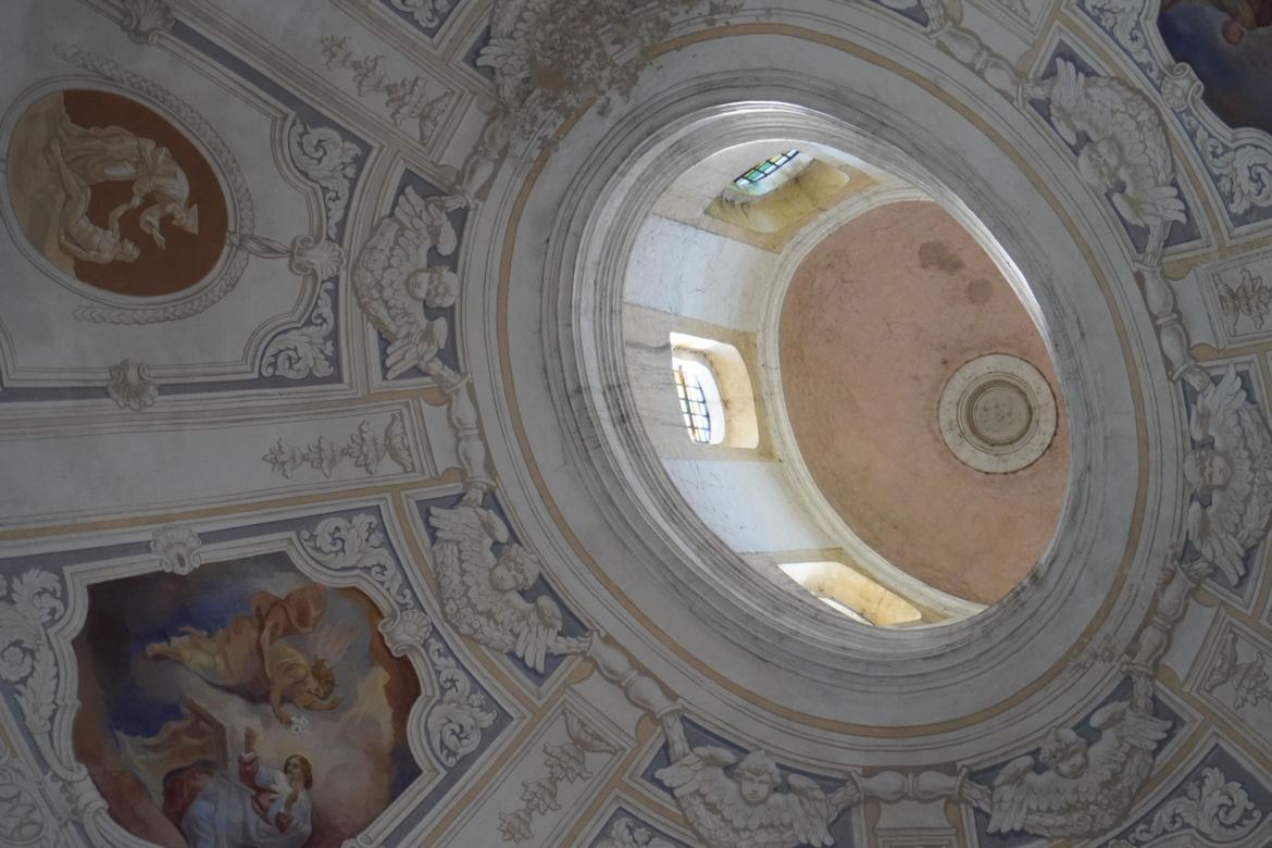 Klimontów. To miasto w woj. świętokrzyskim olśniewa średniowiecznym centrum