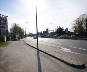 Drogowcy wyremontują dziurawy wlot do Warszawy. Do tej pory nie było na to pieniędzy 