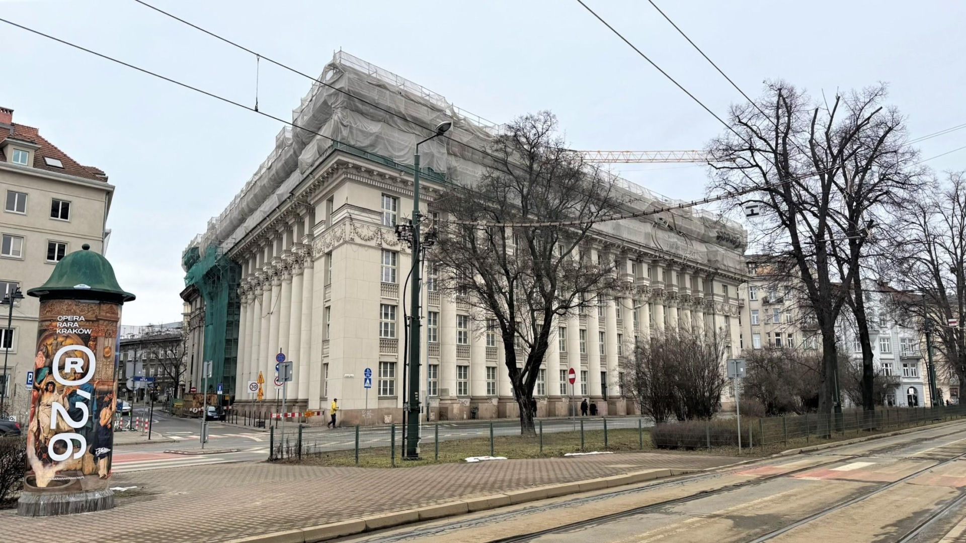 Dawny gmach Banku PKO przy Ulicy Wielopole, a przyszły hotel Mariott w Krakowie