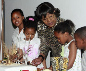 Winnie Madikizela, była żona Nelsona Mandeli ranna w wypadku 