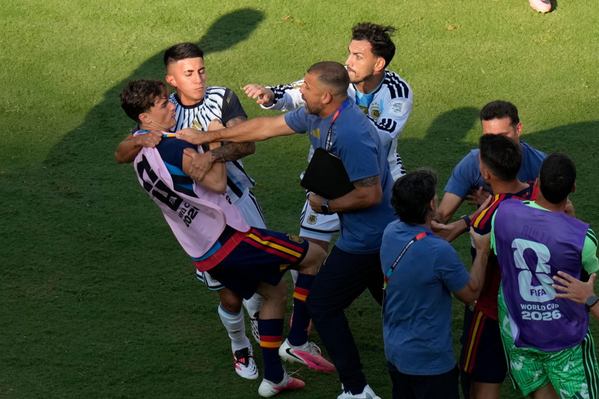 Awantura po finale MŚ Hiszpania - Argentyna