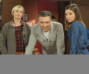 Pierwsza miłość. Zosia (Dorota Łukasiewicz-Kwietniewska), Artur (Łukasz Płoszajski), Kinga (Aleksandra Zienkiewicz)