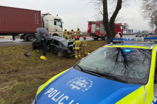 Sześć zakazów, mefedron i dachowanie w rowie. To nie opis filmu, to pościg za audi!