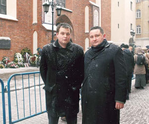 Przyjechali z całej Polski, by pożegnać Prymasa