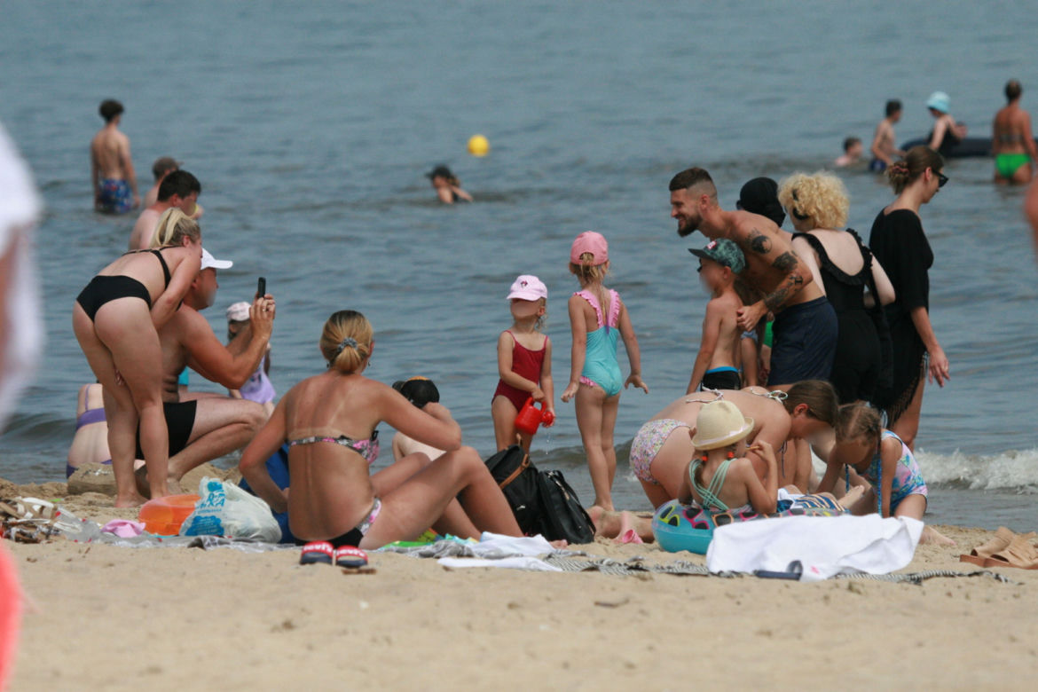  Bartosz Bereszyński i Mateusz Klich smażą się na plaży