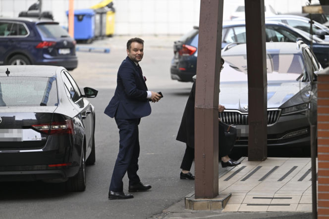 Pilna narada PiS na  Nowogrodzkiej