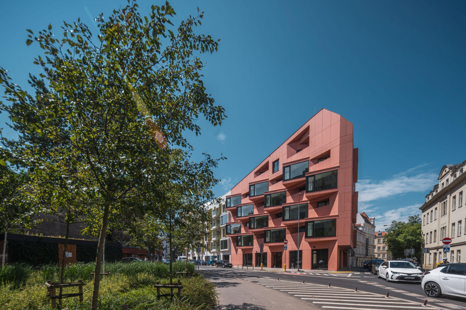 Wąskie Grono. Projekt: pracownia Litoborski + Partnerzy