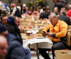 Metropolitalna Wigilia bez Samotności w Katowicach 2025