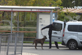 Zamknęli pętlę autobusową przez tajemniczy bidon. Interwencja pirotechników trwała kilka godzin