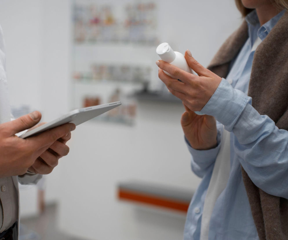 Popularny lek podrobiony. GIF wycofuje z apetek serie Octeniseptu