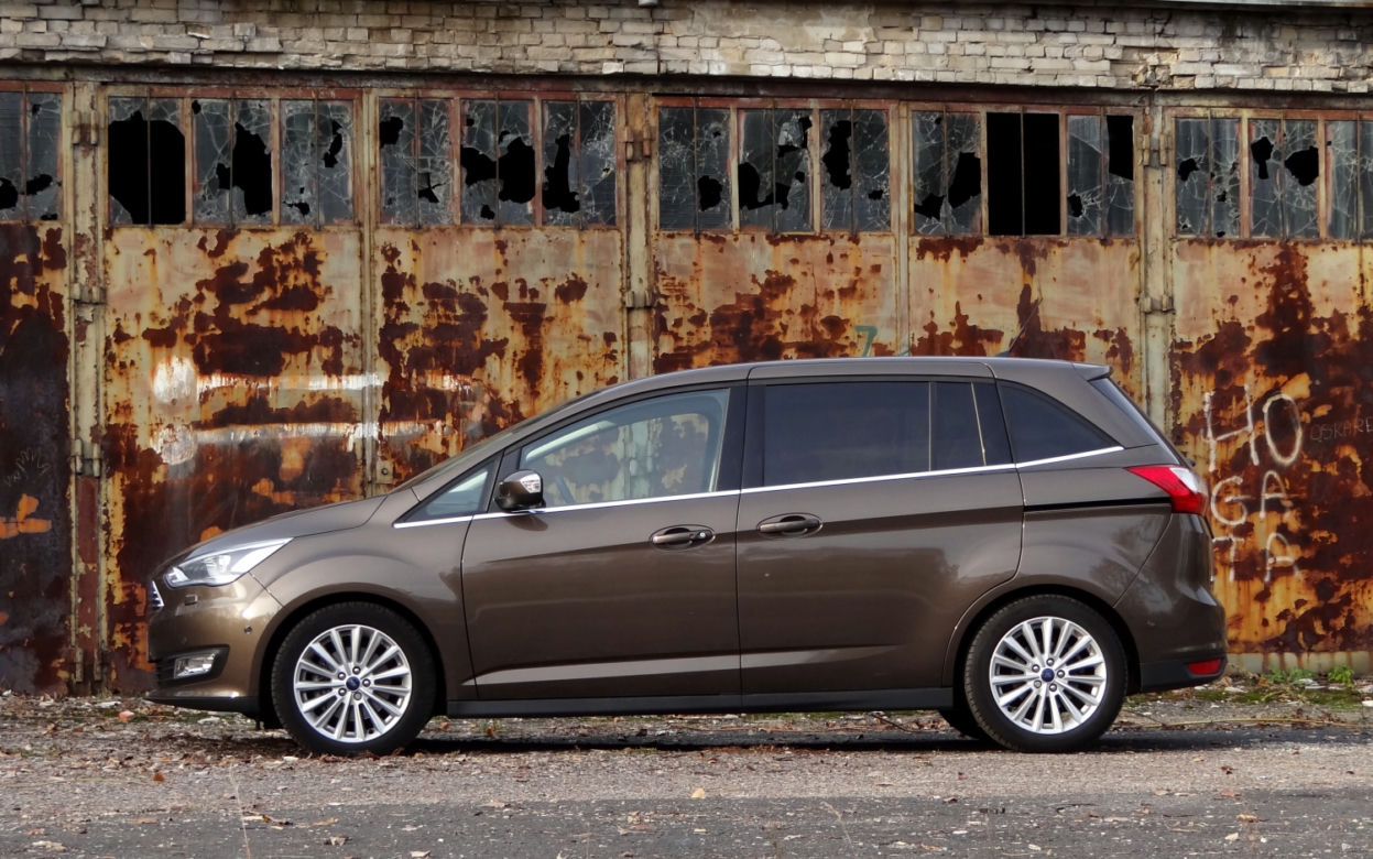Ford Grand C-MAX 2.0 TDCI 150 Titanium