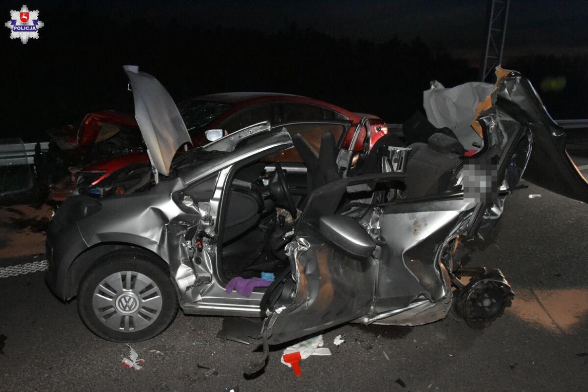 Tragiczny wypadek na S19. Dwie osoby nie żyją. Kierowca Mazdy zatrzymany