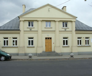 To najpiękniejsze miasteczko w woj. łódzkim. Zachwyca zabytkowymi mieszczańskimi domami