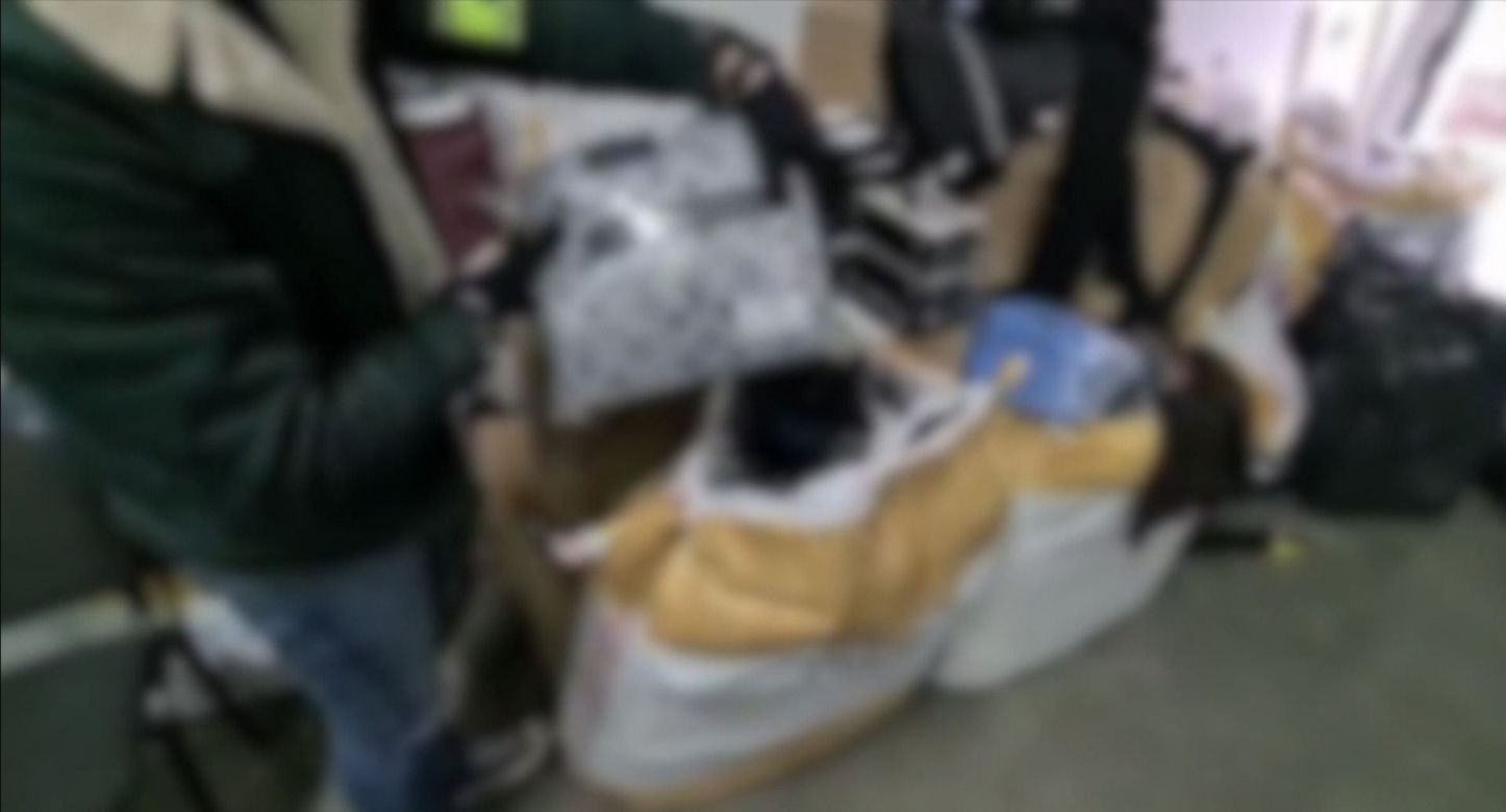 Zlikwidowali magazyn podróbek o wartości 17 milionów złotych! Wielka akcja policji w Jankach pod Warszawą