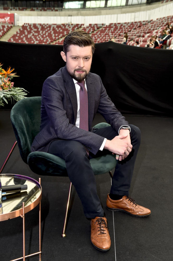 Remigiusz Mróz  zarobił miliony