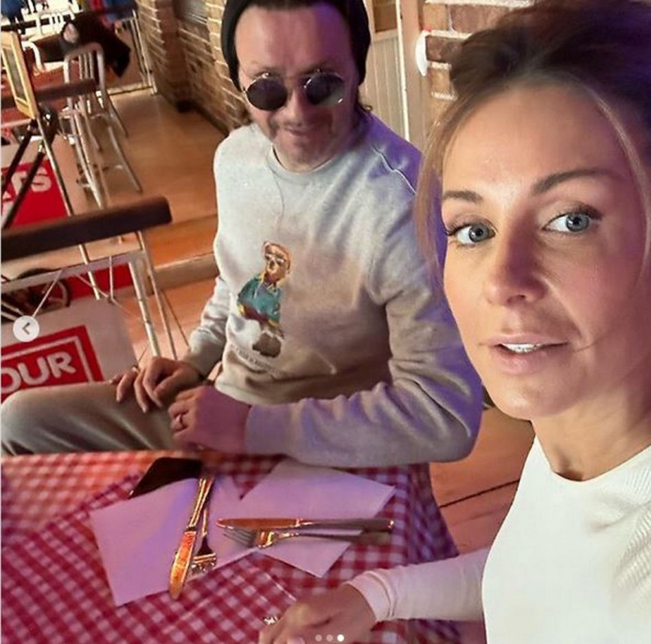 Małgorzata Rozenek pokazała romantyczne zdjęcie z mężem. Fani zaczęli się śmiać!