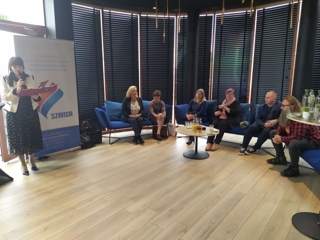 ZOBACZ ZDJĘCIA: konferencja Stowarzyszenia Szansa „Uzależnienie niejedno ma imię” w Siedlcach 