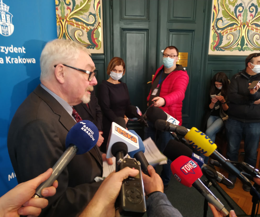 Prezydent Majchrowski: od rządu nie oczekuję niczego poza gwarancjami finansowymi