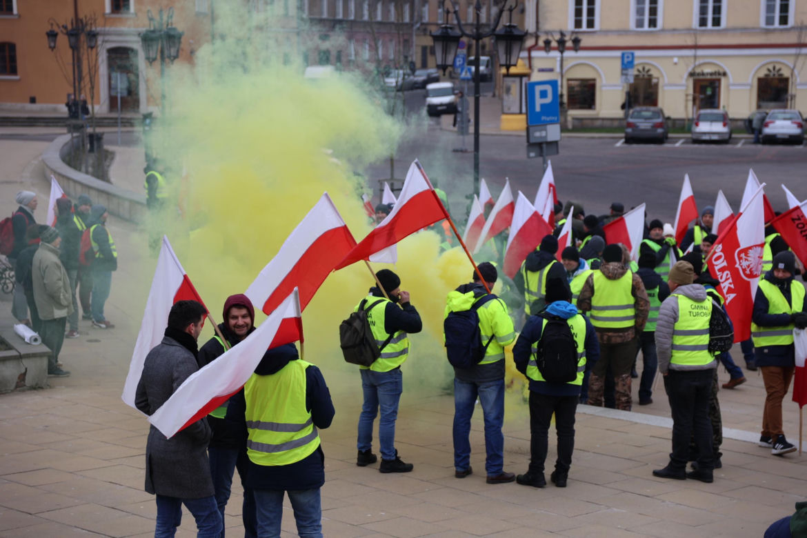 Protest rolników 20 marca w Lublinie. Przeszli ulicami miasta pod LUW