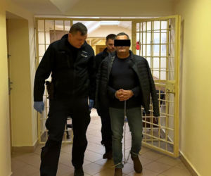 Ścigani przez międzynarodową policję zatrzymani w Warszawie. To nimi interesował się m.in. Interpol