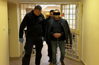 Ścigani przez międzynarodową policję zatrzymani w Warszawie. To nimi interesował się m.in. Interpol