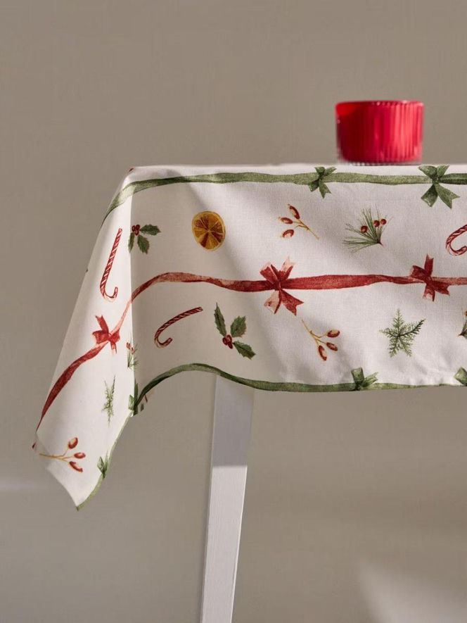 Obrusy świąteczne - Zara Home