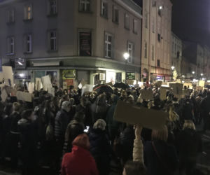 Strajk kobiet w Sosnowcu. Tłumy na ulicach! Wsparcie karetek, medyków i taksówkarzy