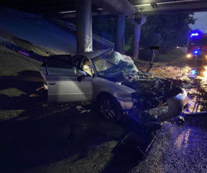 Katowice: Potworny wypadek na DK79! Samochód roztrzaskał się o filar 