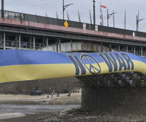 Piękny gest warszawiaków. Na moście Poniatowskiego zawisł ogromny banner