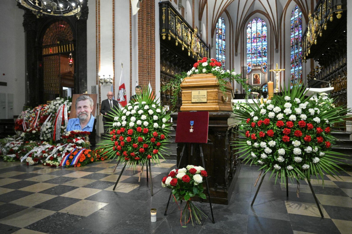 Alaksandr Milinkiewicz spoczął na warszawskich Powązkach