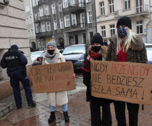 Szczecin: Przesłuchanie organizatorki strajku kobiet