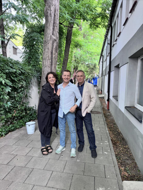 M jak miłość. Paweł (Rafał Mroczek), Artur (Robert Moskwa), Marysia (Małgorzata Pieńkowska)