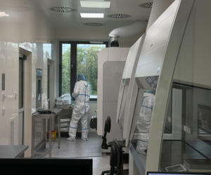 Rewolucja w krakowskim szpitalu. Roboty zaczęły produkować leki