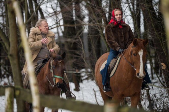 Magdalena Cielecka w spektaklu Teatru Telewizji "Wszystko na sprzedaż"