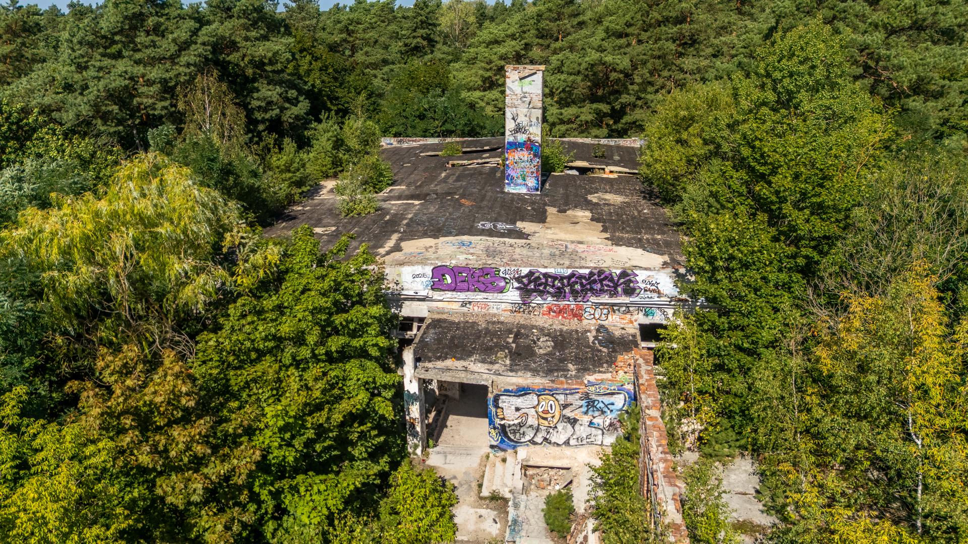 Opuszczony Zakład dla Nerwowo i Psychicznie Chorych Żydów „Zofiówka” w Otwocku