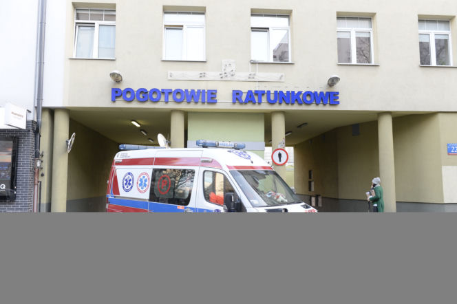 Gang ratowników okradał pacjentów