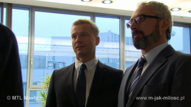 M jak miłość odc. 1055. Adam Werner (Jacek Kopczyński), Andrzej Budzyński (Krystian Wieczorek)