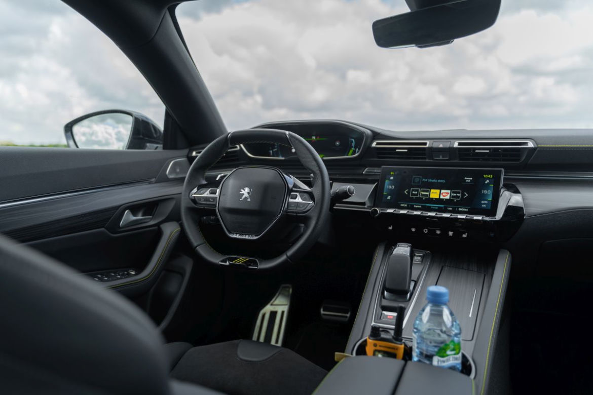 Peugeot 508 PSE HYbrid4 360 KM e-EAT8
