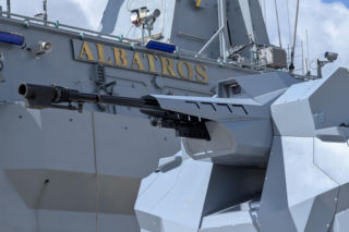 ORP Albatros z docelowym uzbrojeniem. OSU‑35K na pokładzie niszczyciela min typu Kormoran II