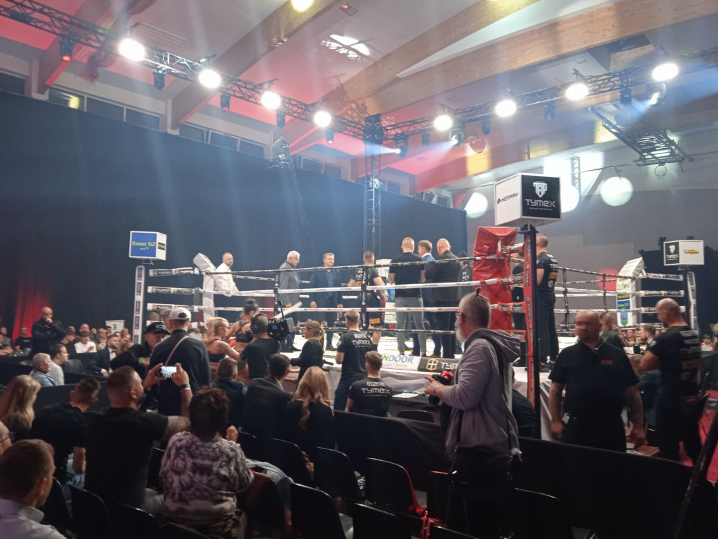 Złotów Boxing Night za nami. Emocjonujące pojedynki rozgrzały Złotów