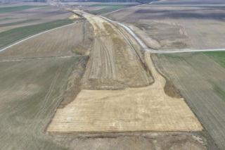 Budowa S8 pod Wrocławiem nabiera tempa. Zobacz najnowsze zdjęcia z placu budowy