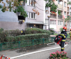 Pożar na ulicy Fabrycznej w Warszawie