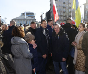 Warszawa. Manifestacji pod hasłem: Matki wołają przestańcie strzelać do dzieci!