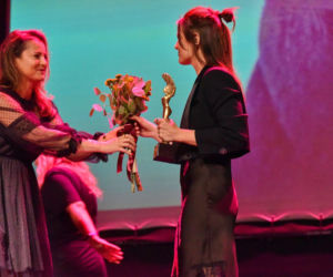Gala Otwarcia 24. MFF BellaTOFIFEST w Toruniu. Elegancja i zachwycające kreacje gwiazd w CKK Jordanki