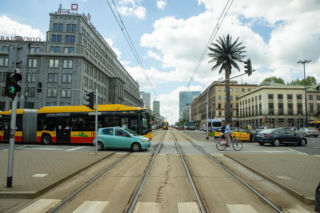 Wielkie zmiany w centrum Warszawy. Słynna palma zniknie z ronda de Gaulle'a