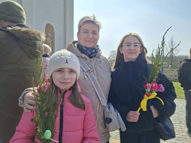 Niedziela Palmowa 2026 w gminie Brody. Barwna procesja i rekordowe palmy w Krynkach