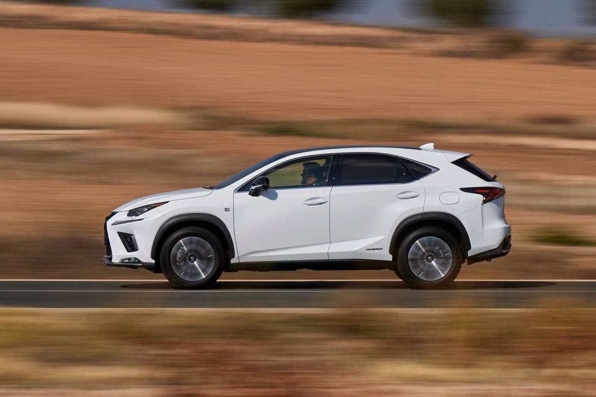 Lexus NX 300h F SPORT