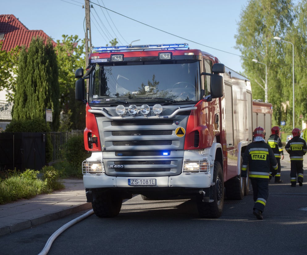 Groźny pożar w Bielsku-Białej! Trzy osoby trafiły do szpitala