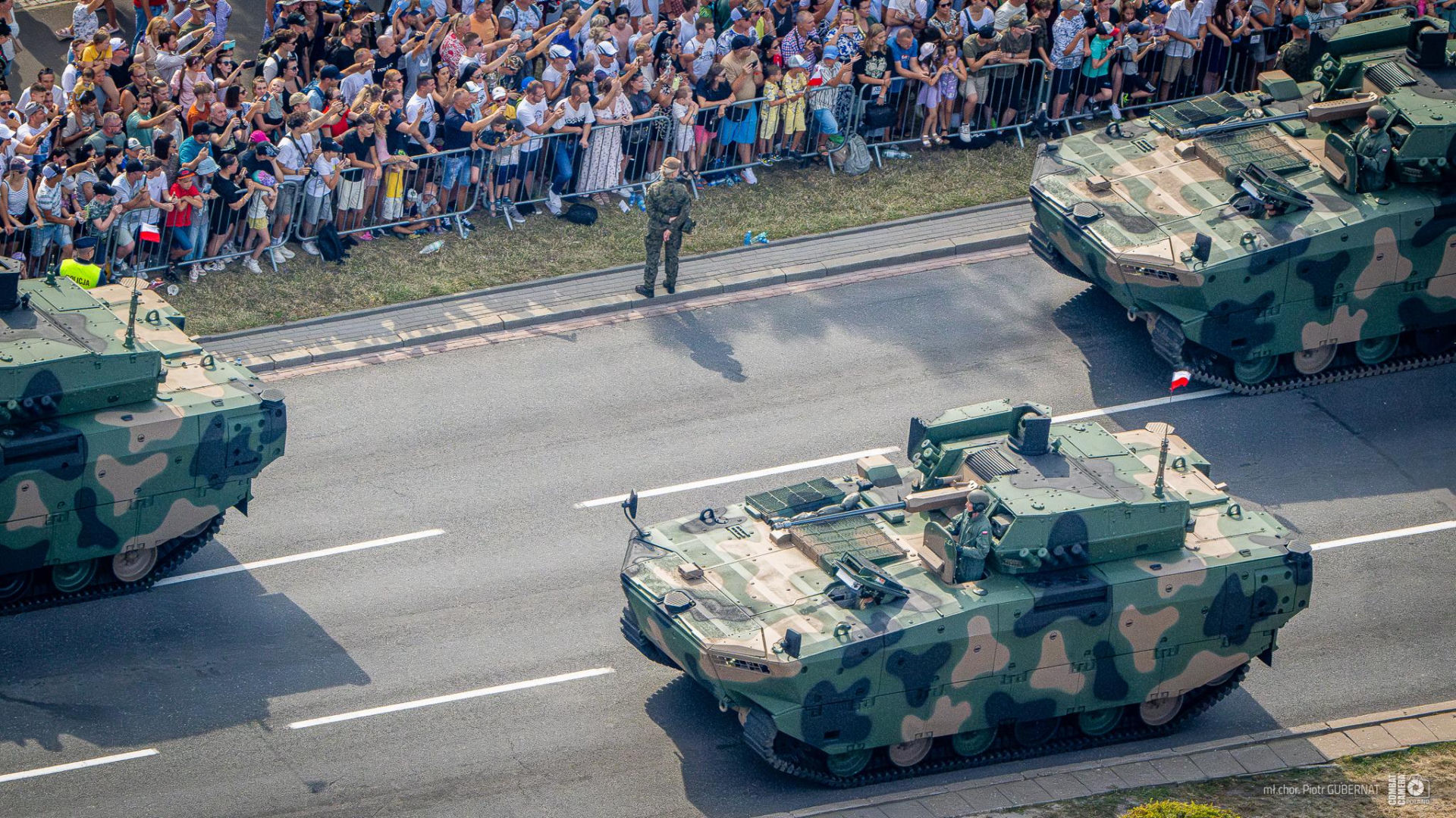 Święto Wojska Polskiego 2026: Wielka defilada w Warszawie i parada morska w Gdyni. Tysiące żołnierzy i ten sprzęt wojskowy zaskoczą Polaków